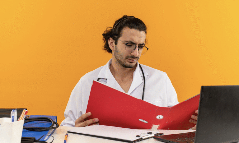 A Complete Guide to Using Healthcare Compliance Training Videos to Meet US Federal Regulations