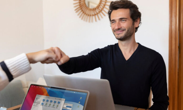 How to set up a customer portal in an easy way?