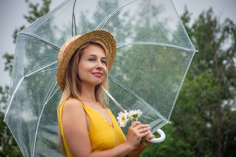 How To Dress For Summer Weather