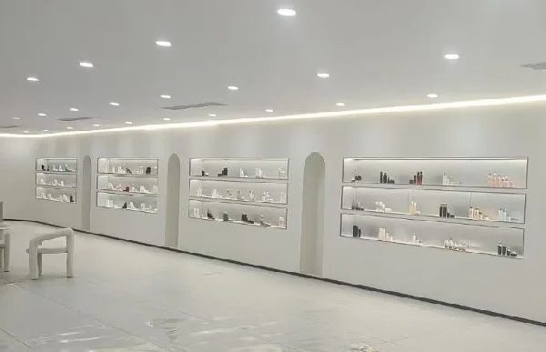 How Fragrance Teams Can Build a Packaging Decision System Before a Perfume Launch
