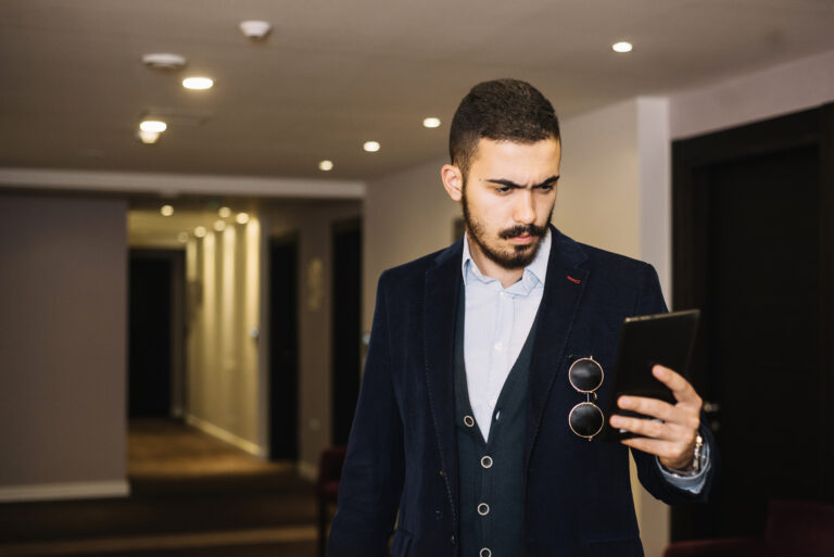 What Should Hotels Look for in Property Management Software? What Should Hotels Look for in Property Management Software?