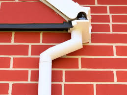 How Blocked Downpipes Damage Walls
